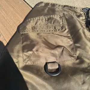 Urban Outfitters Green Nylon‎ Cargo Zip Up Mini Skirt thumbnail 4