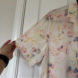 Victoria's Secret Short Sleeve Button Up Pajama Shirt Size Large thumbnail 2