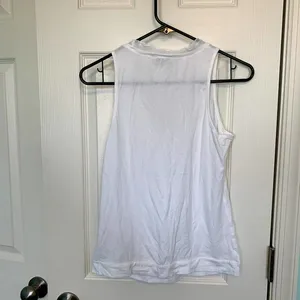 Banana Republic Women's Size XS White Scoop Neck‎ Tank Top thumbnail 4