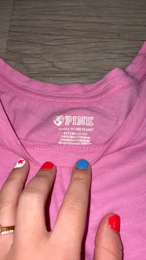 PINK Victoria's Secret Tshirt thumbnail 3