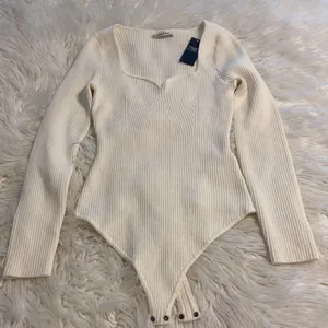 Abercrombie & Fitch Body Suit size L brand new with tag long sleeve & beautiful thumbnail 12