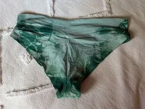 Frankie's Bikinis Bikini Set thumbnail 7