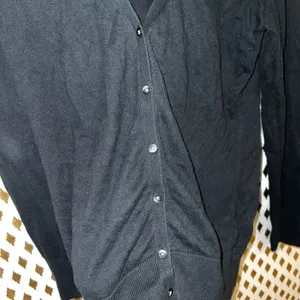 Old Navy black cardigan size M thumbnail 3