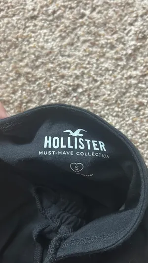 Cute top holister thumbnail 2