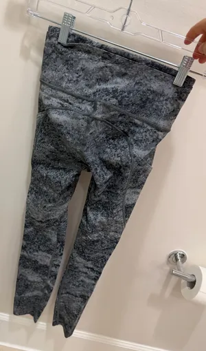 Lululemon Leggings thumbnail 2