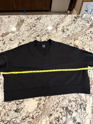 Gap Black V Neck Cropped Sweatshirt Small Oversized Boxy Pullover thumbnail 6