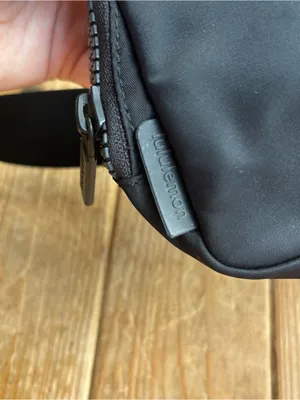 Lululemon Black Everywhere Belt Bag thumbnail 3
