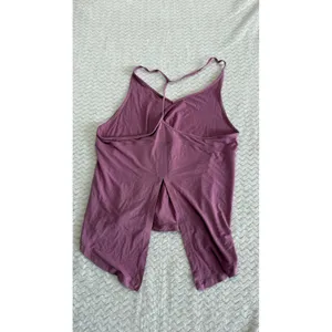 Lululemon Athletica Womens Plum Purple Split Back V-Neck Yoga Tank Top Size 4-6 thumbnail 3