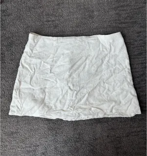 Princess Polly Shelby Mini Skirt (not with tags) thumbnail 2