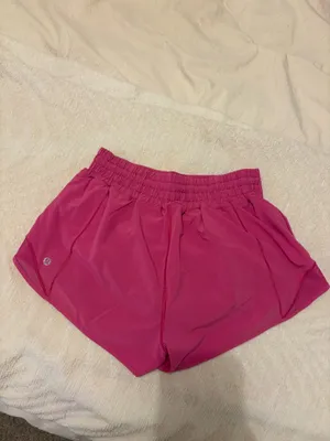 Lululemon Hotty Hot 2.5" Low-Rise thumbnail 2