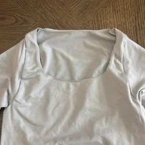 Skims Essential Long Sleeve Scoop Neck Bodysuit, Limited Editionlight Grey,S,$78 thumbnail 7