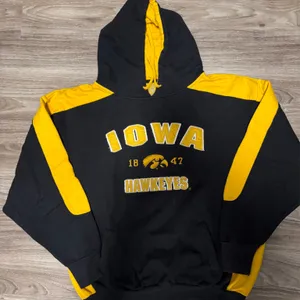 Iowa Hawkeyes Sweatshirt Black Size L thumbnail 1