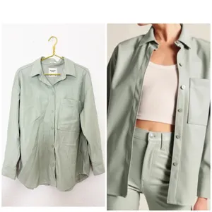 Abercrombie & Fitch Vegan Leather Oversized Shirt-Jacket Size Large Mint Shacket thumbnail 2