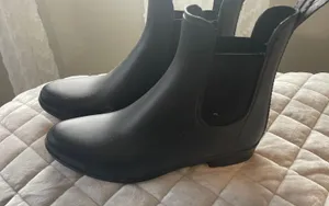 Black Rainboots Size 8 thumbnail 3