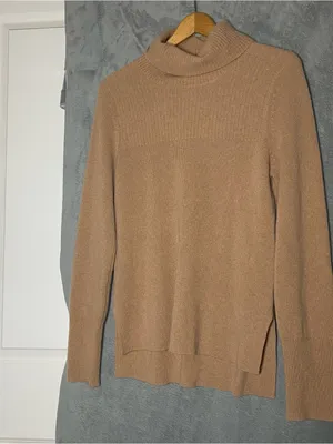 Women’s Camel Turtleneck Sweater Classic Cozy Knit Cashmere Fall Capsule Minimal thumbnail 2