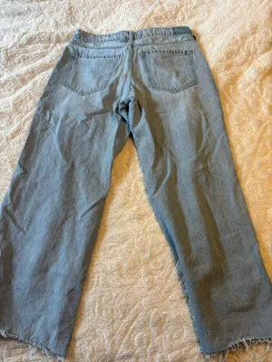 Hollister Low-Rise Baggy Jeans thumbnail 2