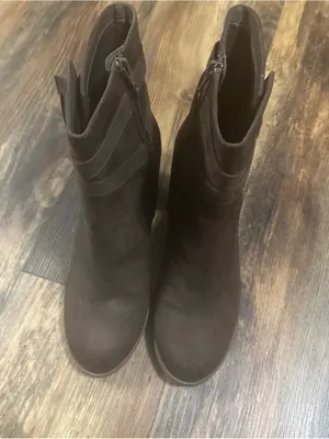 American Eagle Boots Women’s Ankle Booties Brown Side Zip Casual Block Heels 10 thumbnail 2
