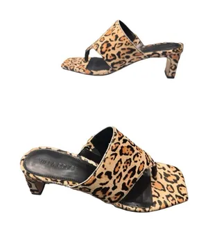 Villa Rouge Leopard Print Toe Loop Mule Sandals Women's 6.5 Low Heel New Box thumbnail 1