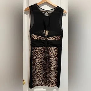 Bebe size medium sexy leopard print dress. thumbnail 3