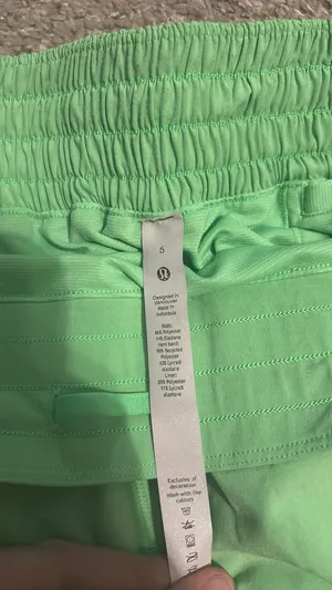 Lululemon Shorts Hotty Hot 4” 6 thumbnail 3