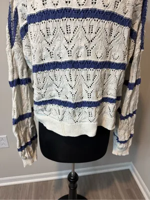 Universal Threads Cream with Blue Stripes Collared Preppy Sweater in Size XL thumbnail 6