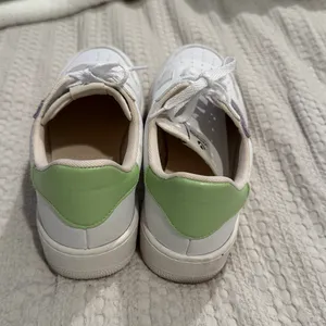 Victoria Berlin Retro Sneakers White/Purple Size 38 (US 7.5) thumbnail 3