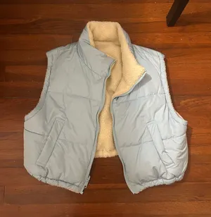 Reversible Cropped Puffer Vest S Blue thumbnail 1