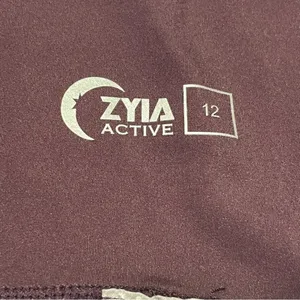 ZYIA Active Womens Size 12 Purple Capri Leggings Cropped Athletic Activewear Gym thumbnail 2