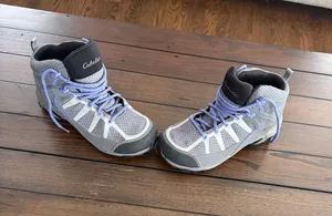 Cabela’s Women’s Gray XPG Hiking Trail Boots – Vibram Sole – Size 9 thumbnail 1