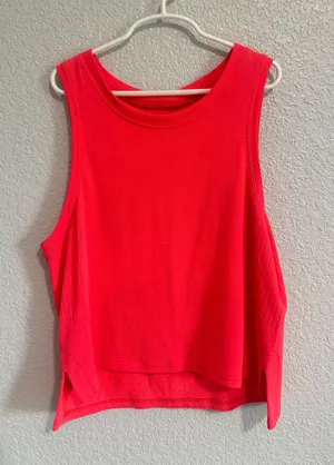Lululemon Tank thumbnail 1