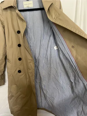 Banana Republic Women’s Double-Breasted Trench Coat - Tan thumbnail 10