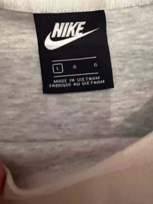 Nike Tech Fleece Pullover Sweatshirt thumbnail 3