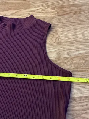 Old Navy Ribbed Mock Neck Tank Top Burgundy Size XL thumbnail 5