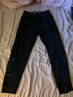 Black Under Armour Sweatpants thumbnail 1