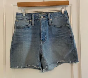 Madewell Curvy Perfect Vintage jean shorts thumbnail 5
