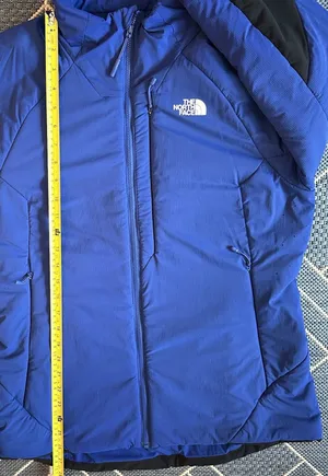 The North Face Ventrix Insulated Jacket Women L Winter Après Ski Cabin Hiking Wa thumbnail 9