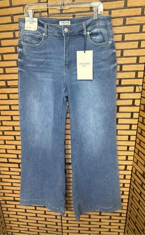 Love soho denim flare leg jeans size 17 thumbnail 1