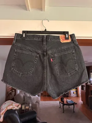 Levi’s 501 Cut-Off Shorts thumbnail 2