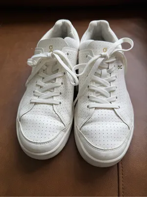 On Running THE ROGER Centre Court Tennis Sneakers Women’s Size 8 White Woodrose thumbnail 3