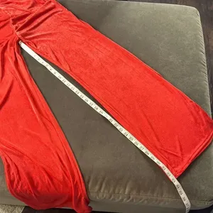 Women’s Red Deep V-Neck Halter Jumpsuit Ring Accent Wide Leg BodyCon Size L NEW thumbnail 10