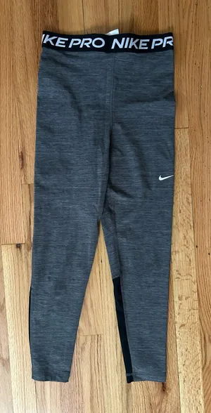 Nike Pro Leggings thumbnail 1
