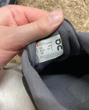 On Cloud Black X 3 Shoes thumbnail 6