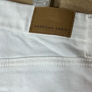 American Eagle White Curvy Hi Rise Shortie‎ Denim Shorts Distressed Size 6 thumbnail 5
