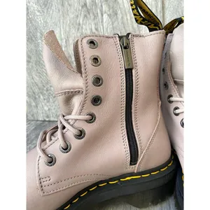 Dr. Martens Jadon 111 Platform Boots – Vintage Taupe Leather, Women’s Size 8 US thumbnail 2
