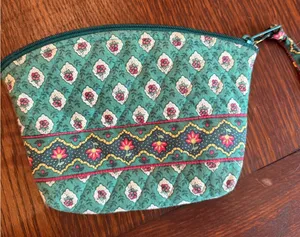 Vera Bradley cosmetic bag thumbnail 1