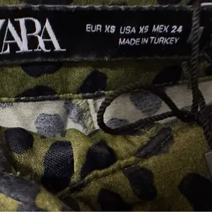 Zara | NWOT Turkey Olive Green Leopard Print High Waist Straight Leg Pants (XS) thumbnail 10
