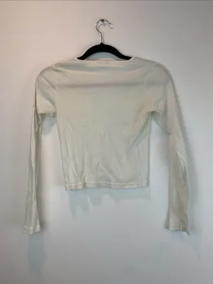 Brandy Melville white top sz XS long sleeve cropped basic capsule going out thumbnail 3