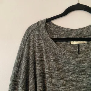 We The Free Heathered Gray Loungewear Sweater Oversized Pullover Women's size XL thumbnail 3