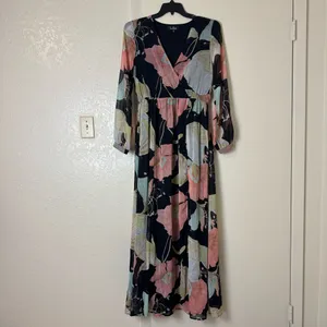 Lulus Wondrous Water Lilies Black Floral Print Maxi Dress Size M thumbnail 3