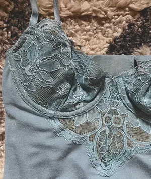 Victoria's Secret Lingerie thumbnail 2